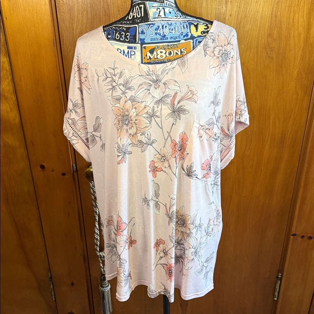 Flower & Feather Floral Top 3XL